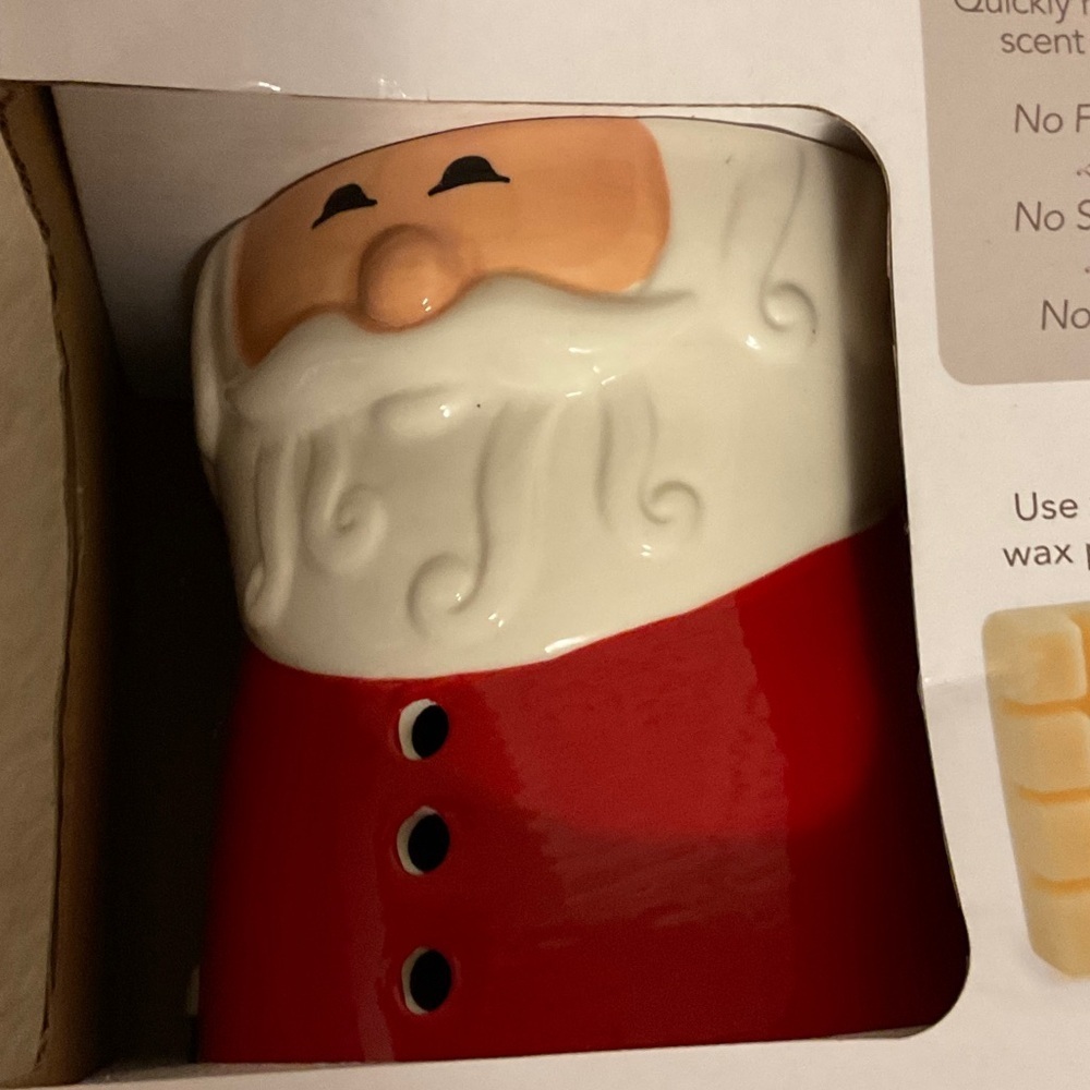 Santa Claus Fragrance Warmer - Red and White - Picture 5 of 7